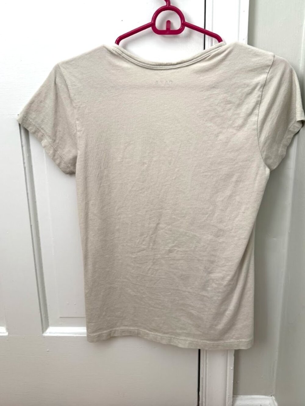NWOT: PAKA Apparel Women's Essential V-Neck, Color: Bone, Size: XS (Never worn) - Picture 5 of 11